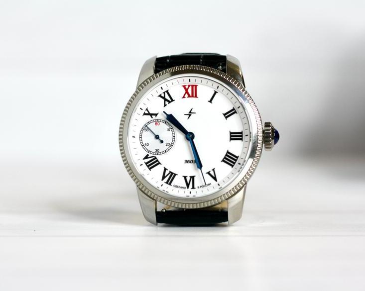 Безель Rolex, кабошон Cartier, сделано в России. Обзор самых европейских российских механических часов — Молния Green Ray