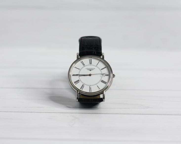 Обзор кварцевых часов Longines из коллекции Presence: еще одни тонкие часы под костюм